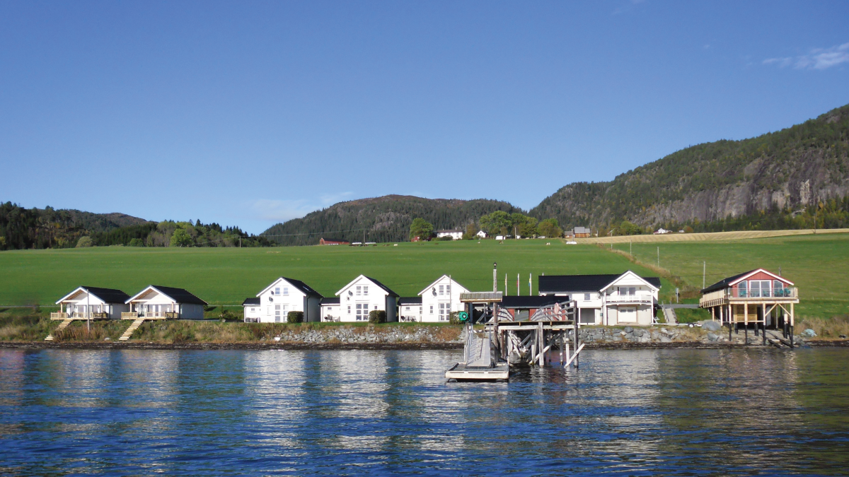 Hindrum Fjordsenter rekreační domy u Trondheimského fjordu ve Vanvikanu, Norsko