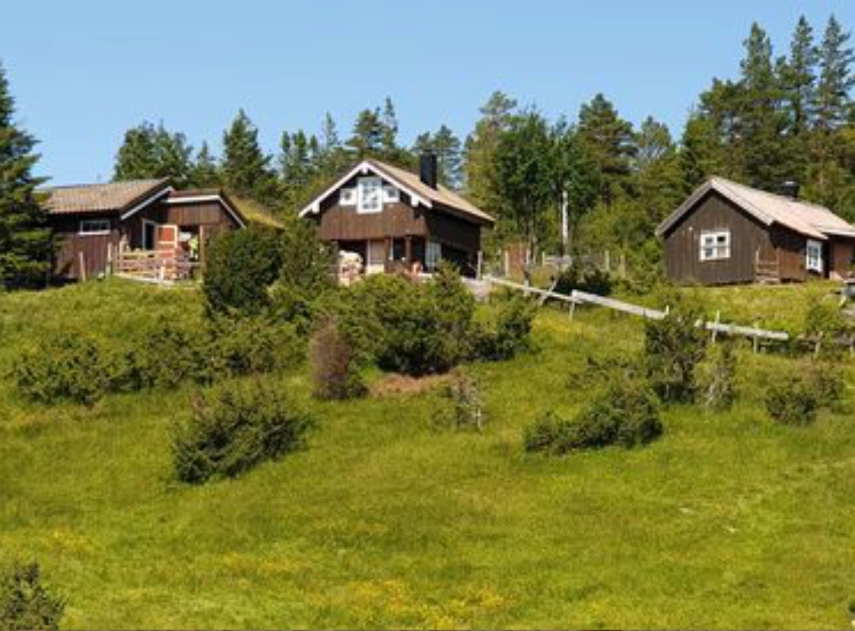 Mevassetra seter i fjellandskapet på Fosen i Trøndelag